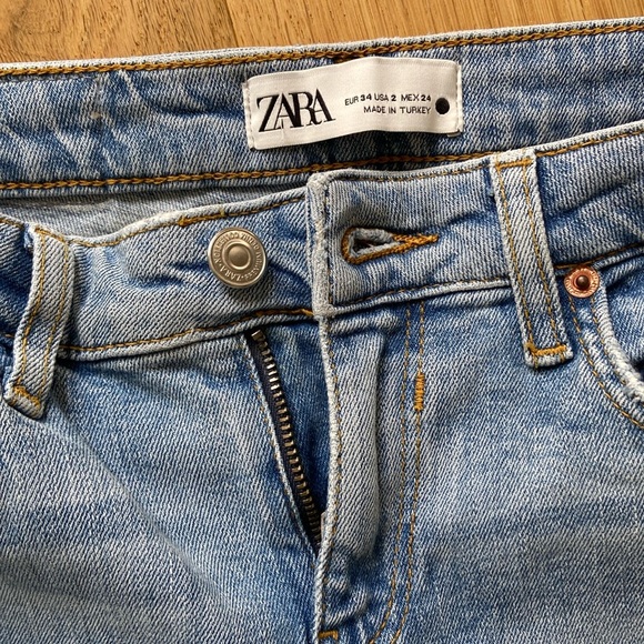 ZARA High Waist Distressed Jeans - Picture 4 of 11